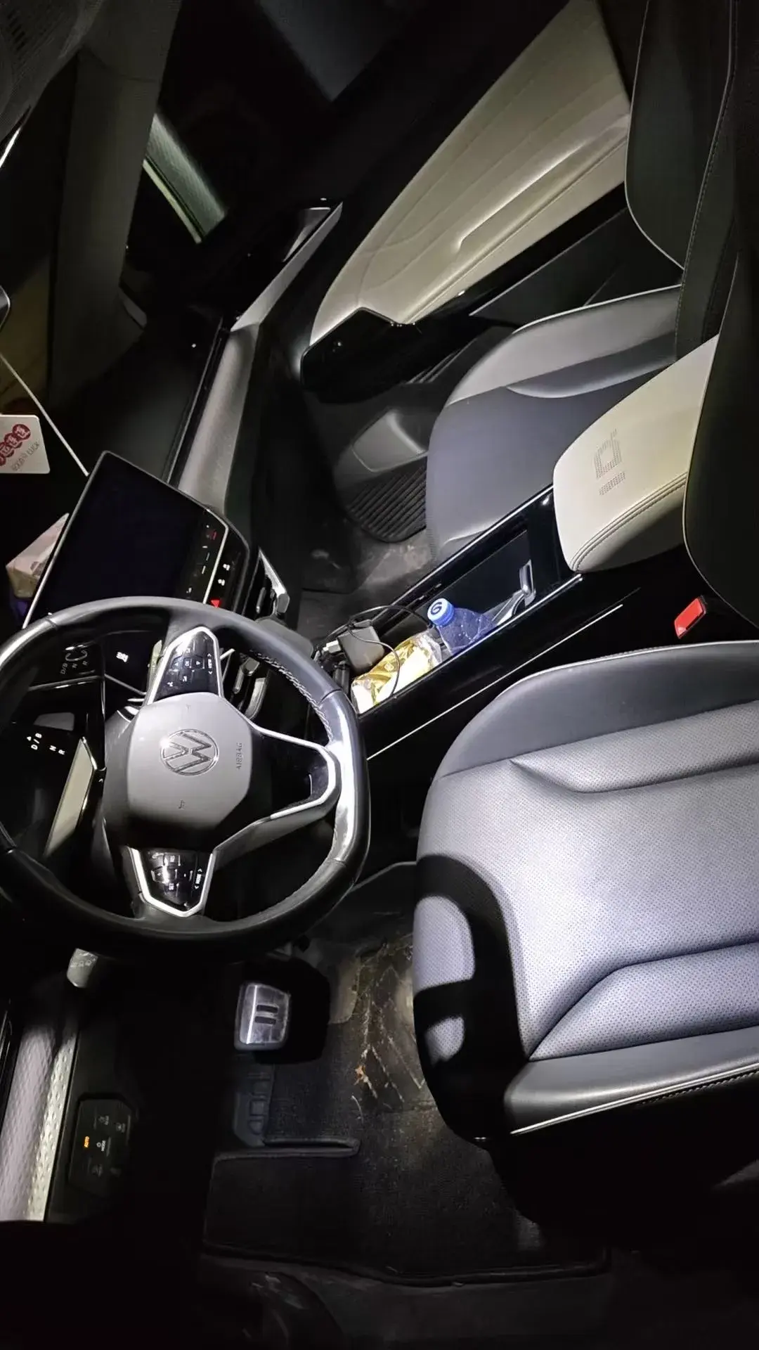 2021 VOLKSWAGEN ID.6 thumbnail 4