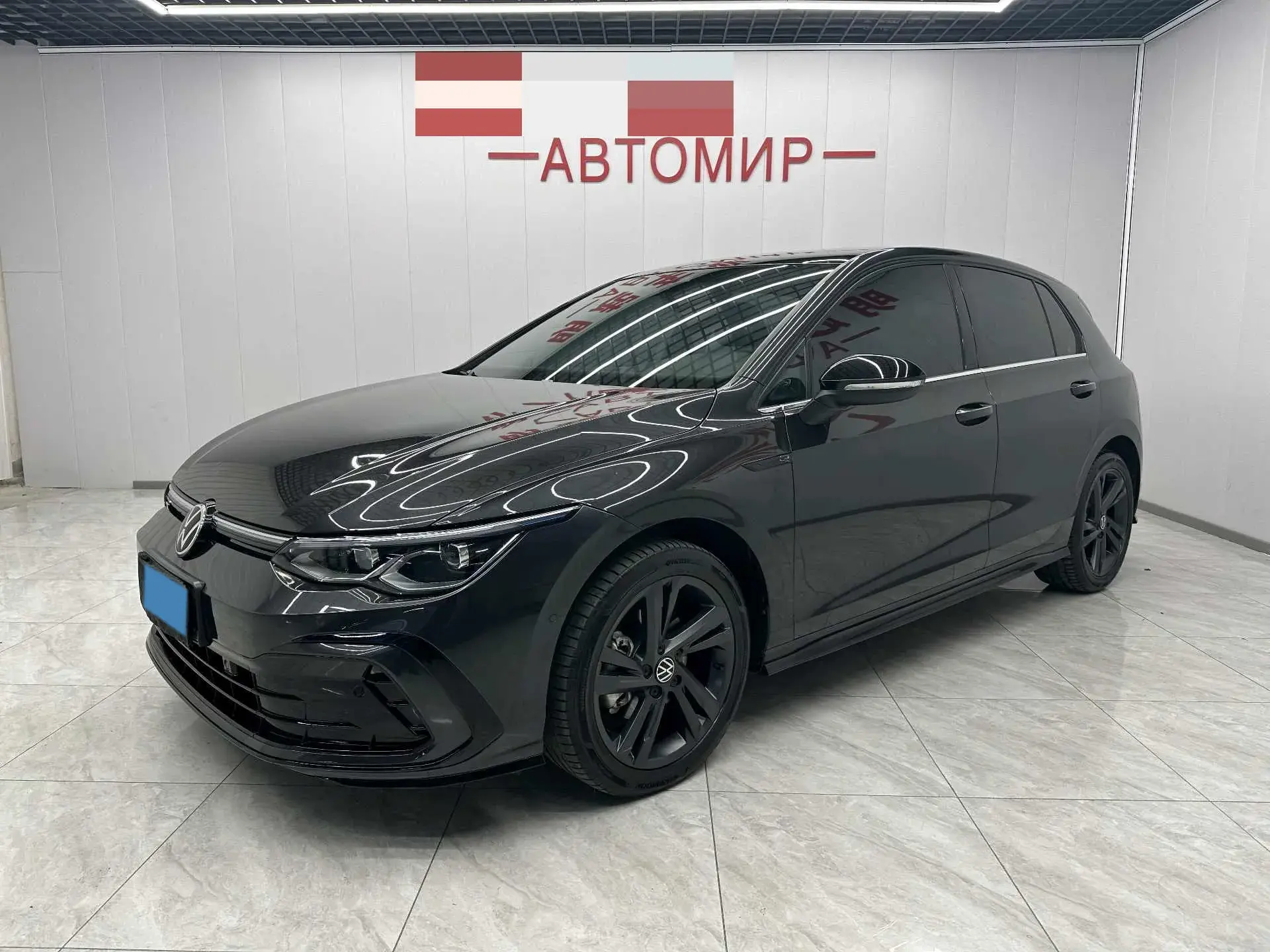 2021 VOLKSWAGEN GOLF view 1