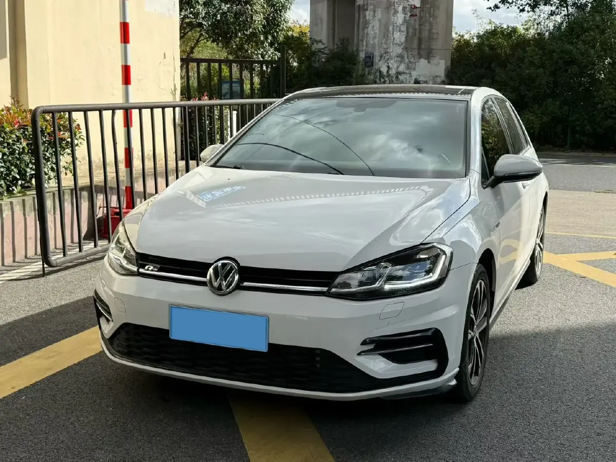 2020 Volkswagen Golf 1.4T 150HP L4 7DCT
