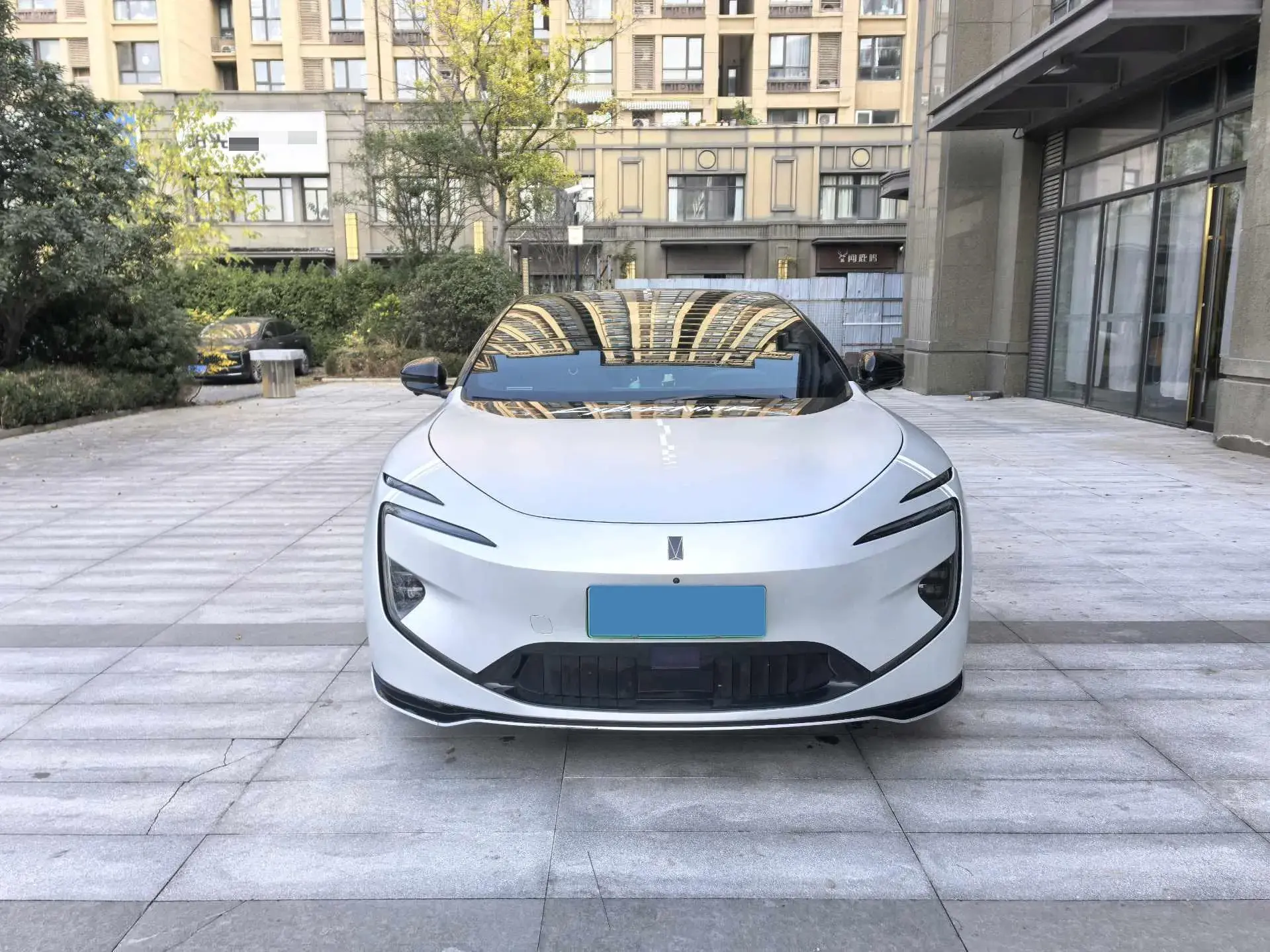 2023 AVATR 12 thumbnail 2