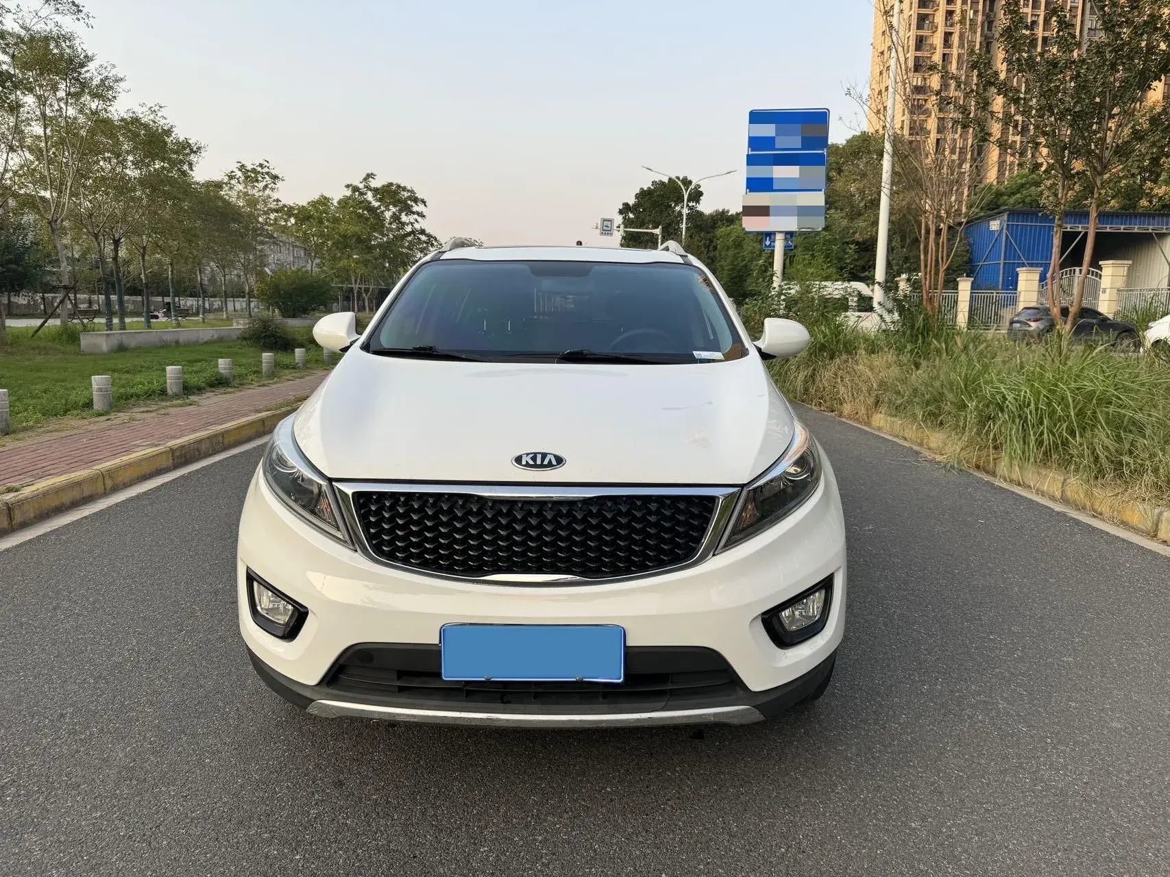 2016 KIA SPORTAGE thumbnail 2