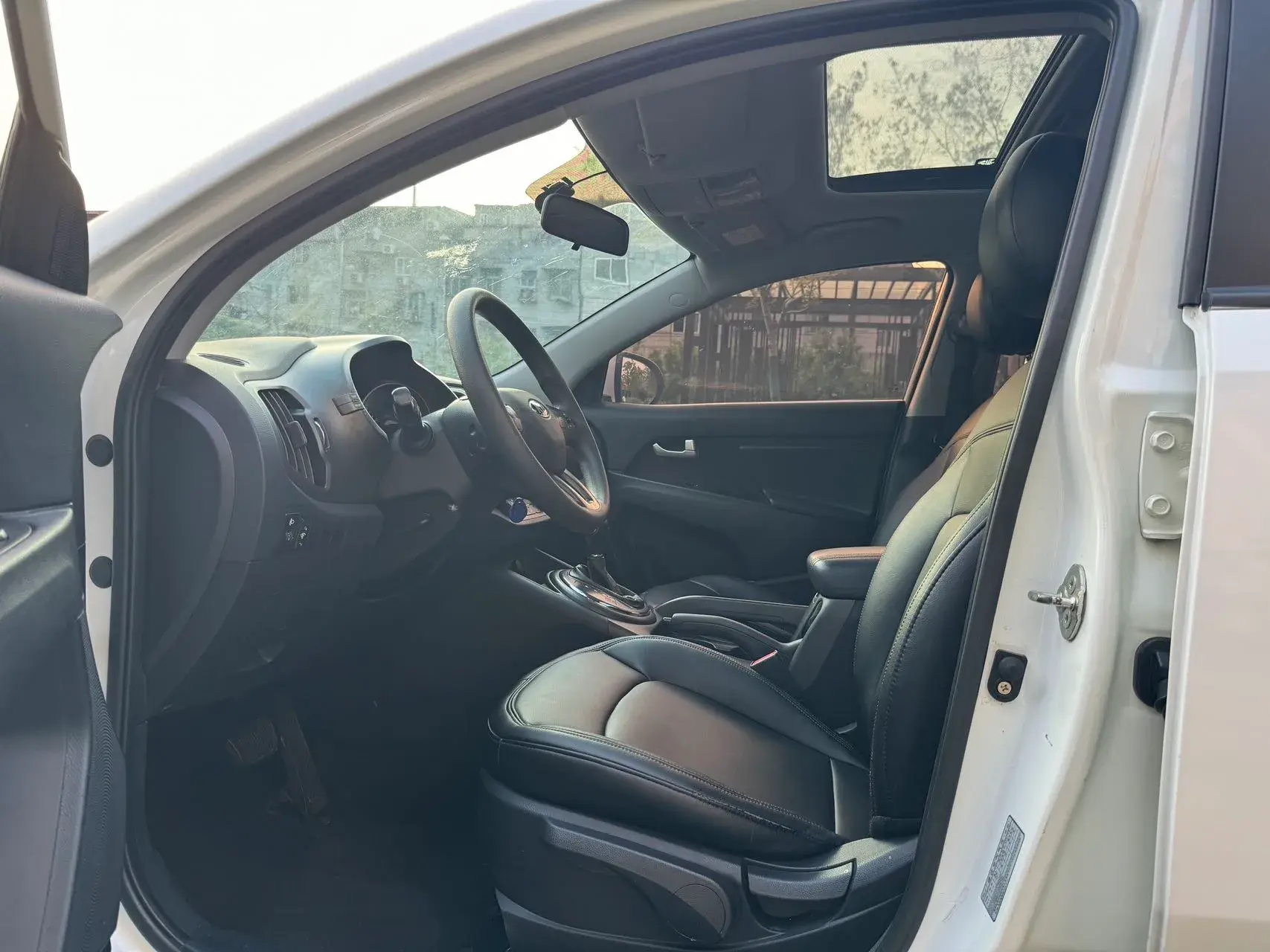 2016 KIA SPORTAGE thumbnail 4