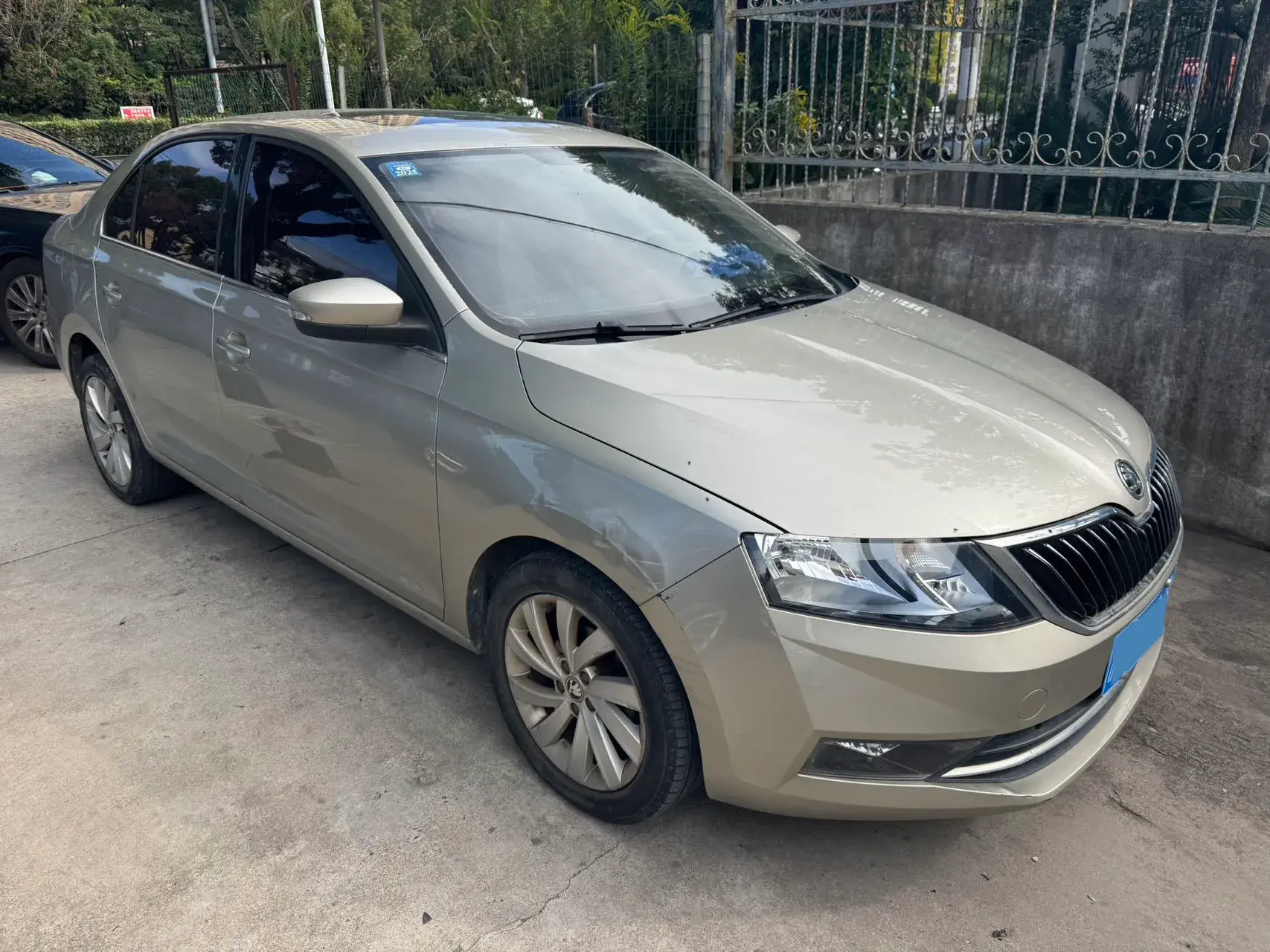 2019 SKODA RAPID thumbnail 3