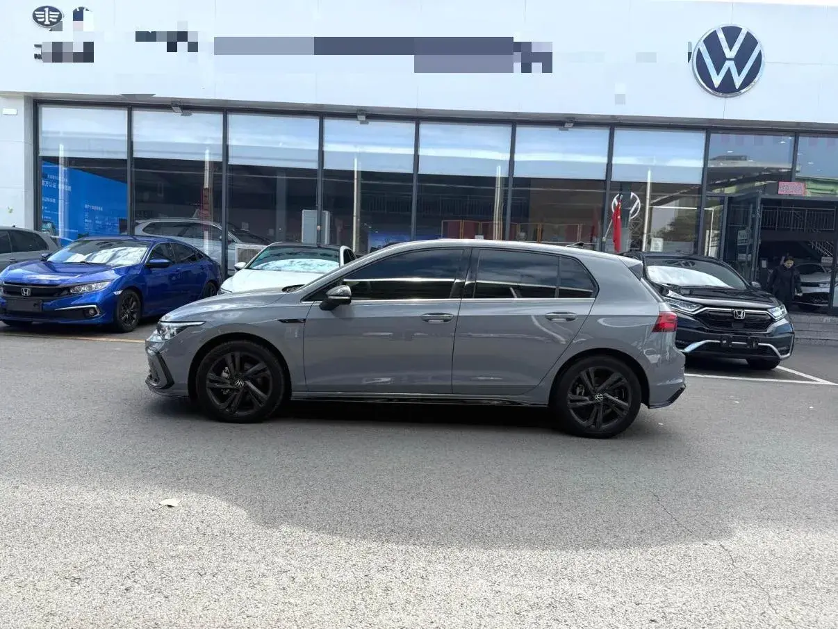 2021 VOLKSWAGEN GOLF thumbnail 4