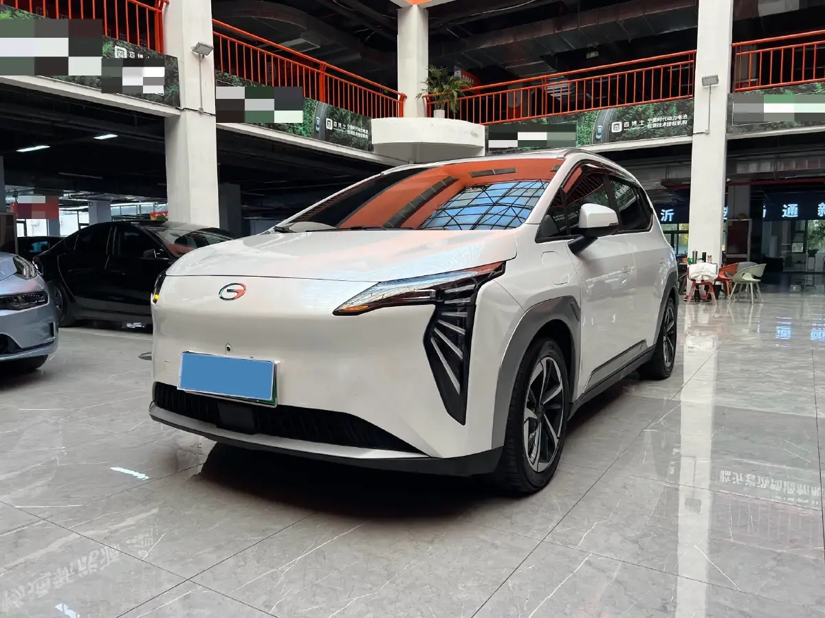 2023 Aion Y BEV 61.7KWH