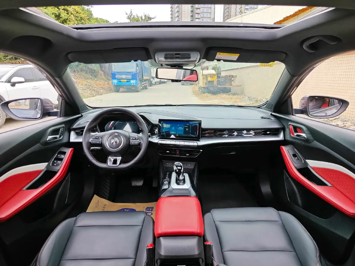 2021 MG 5 1.5T 173HP L4 7DCT,autocango,china used car exporter,china ev exporter,chinese used car exporter,chinese used ev exporter