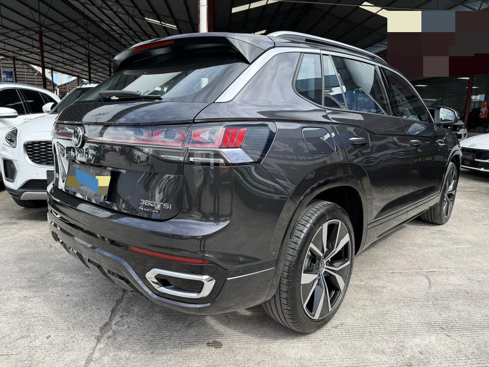 2024 VOLKSWAGEN TAYRON thumbnail 3