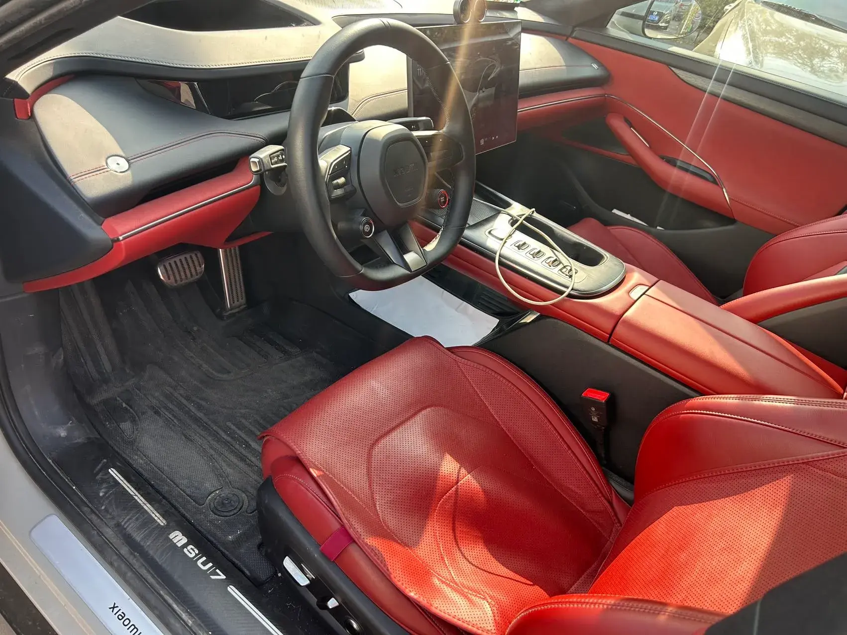 2024 MI SU7 thumbnail 3