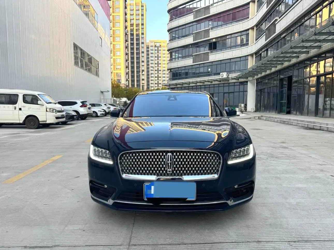 2018 LINCOLN CONTINENTAL thumbnail 2