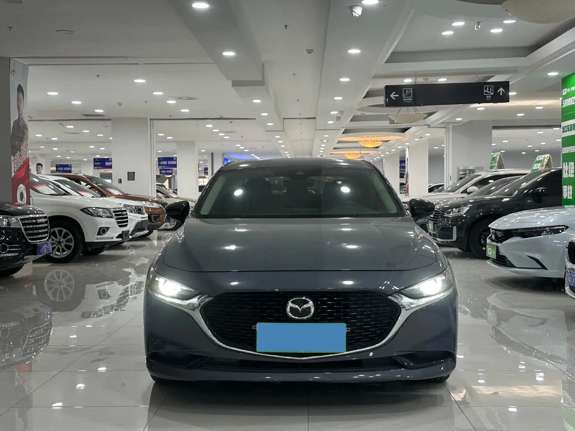 2022 MAZDA 3 thumbnail 2