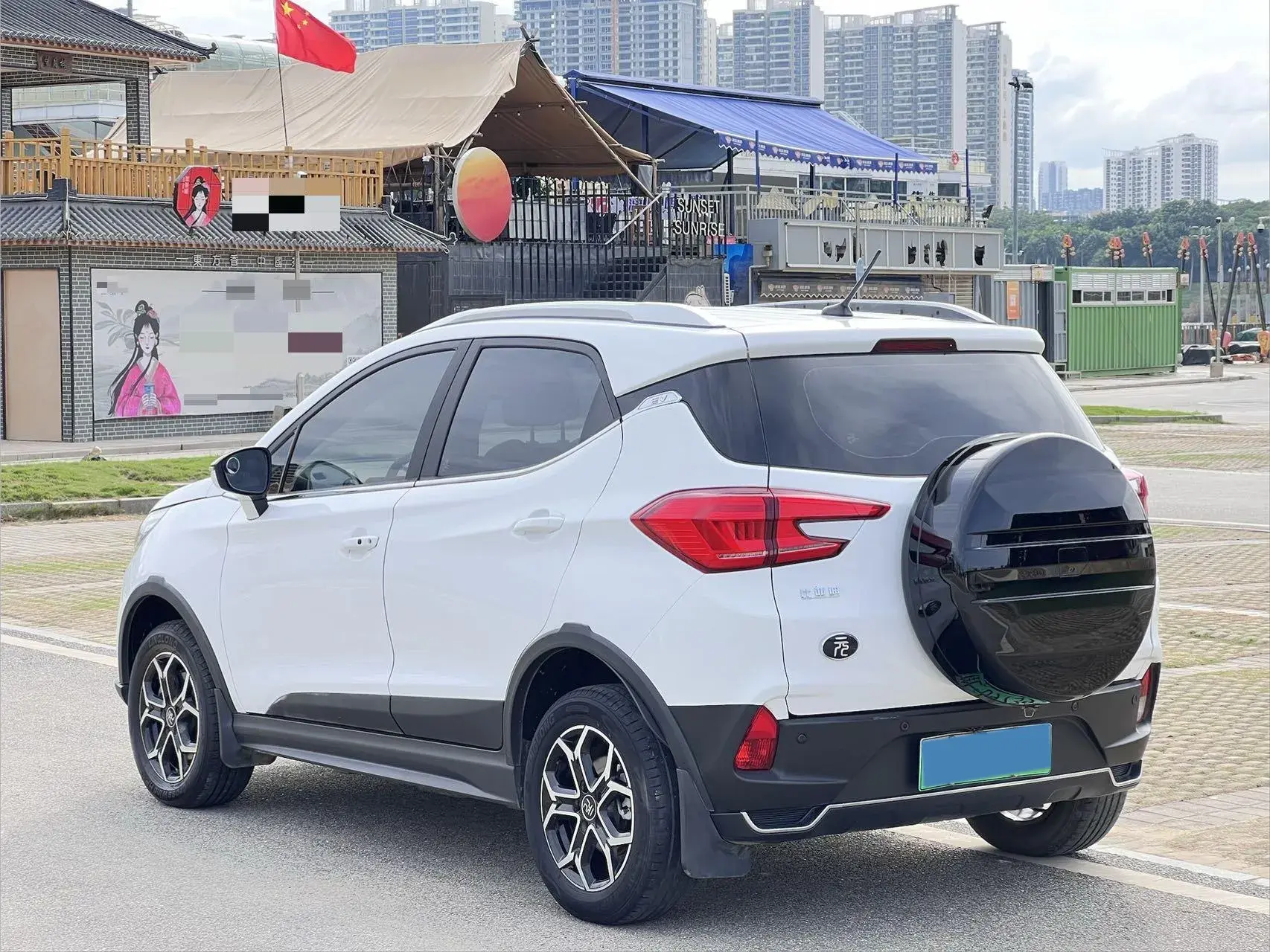 2021 BYD YUAN thumbnail 3