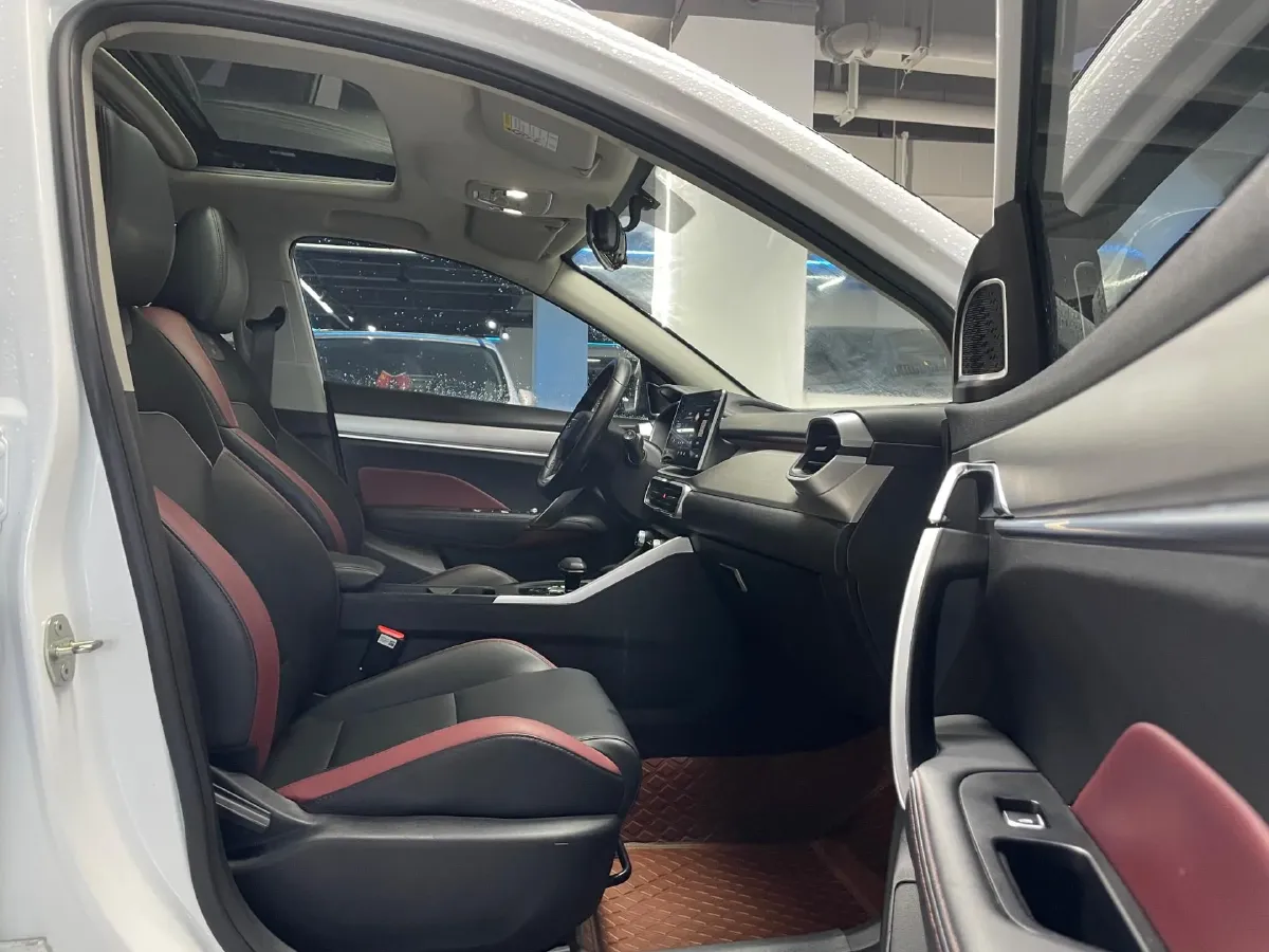 2021 Geely Coolray 1.4T 141HP L4 6DCT,autocango,china used car exporter,china ev exporter,chinese used car exporter,chinese used ev exporter