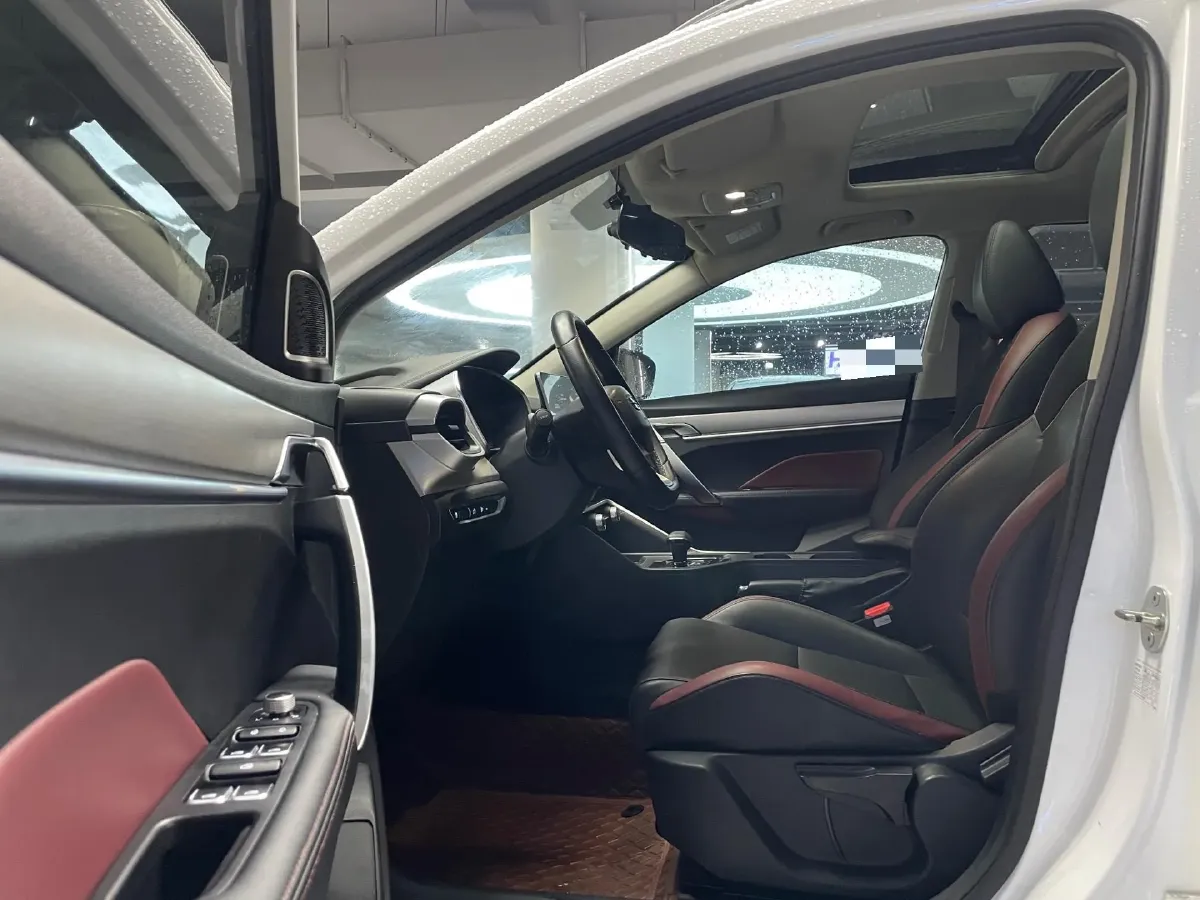 2021 Geely Coolray 1.4T 141HP L4 6DCT,autocango,china used car exporter,china ev exporter,chinese used car exporter,chinese used ev exporter