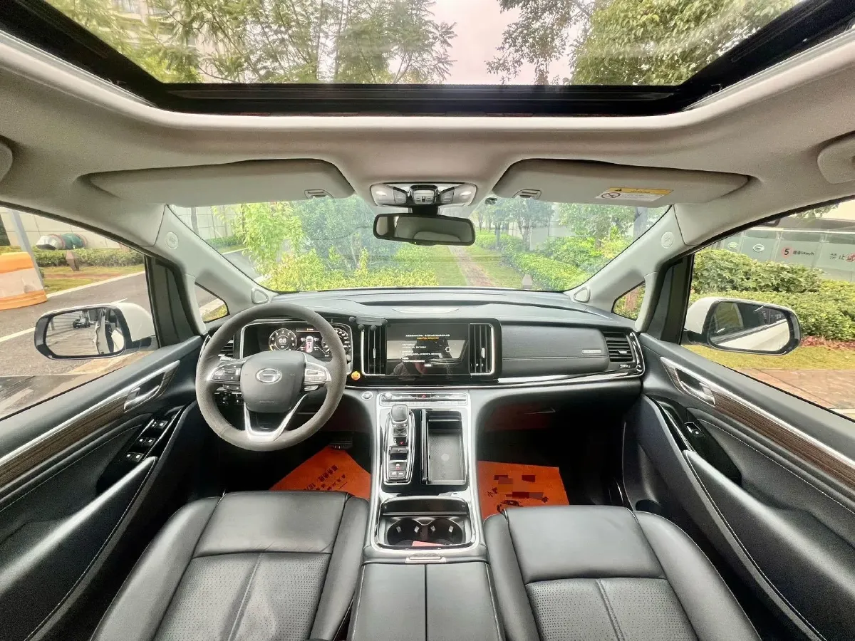 2021 GAC Trumpchi M8 2.0T 252HP L4 8AT,autocango,china used car exporter,china ev exporter,chinese used car exporter,chinese used ev exporter