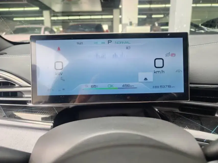 2022 BYD SEAL thumbnail 4