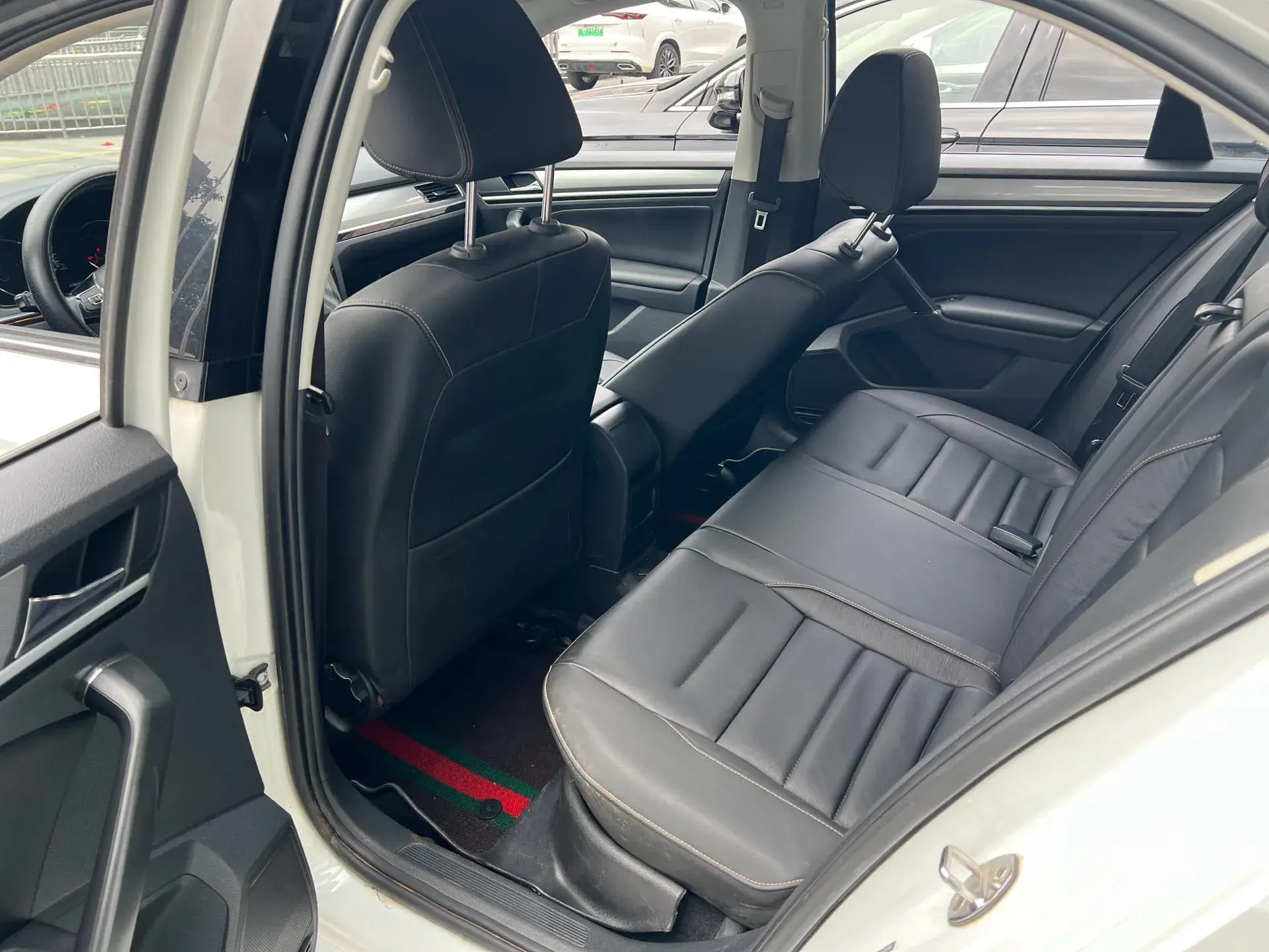 2018 VOLKSWAGEN BORA thumbnail 3