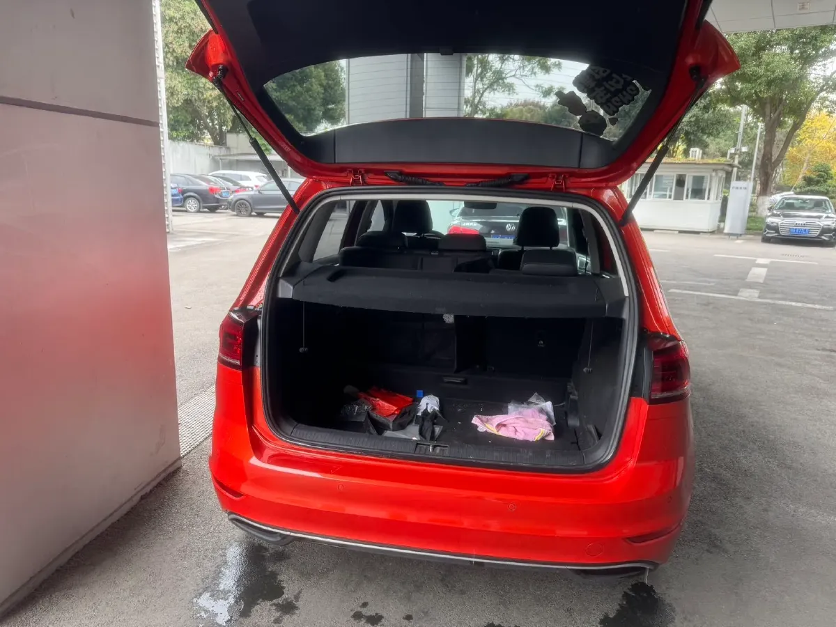 2019 Volkswagen Golf Sportsvan 1.4T 150HP L4 7DCT,autocango,china used car exporter,china ev exporter,chinese used car exporter,chinese used ev exporter