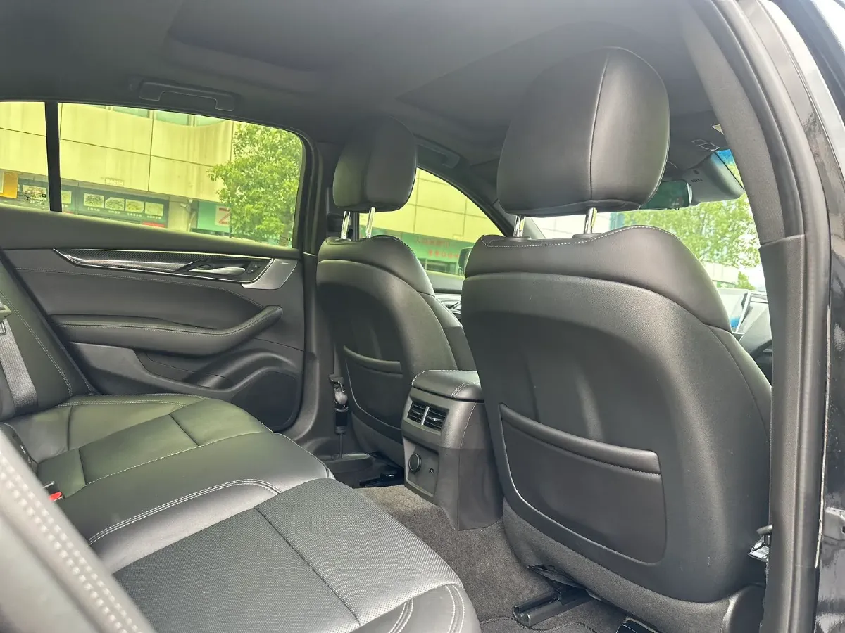 2023 Cadillac CT5 2.0T 237HP L4 10AT,autocango,china used car exporter,china ev exporter,chinese used car exporter,chinese used ev exporter