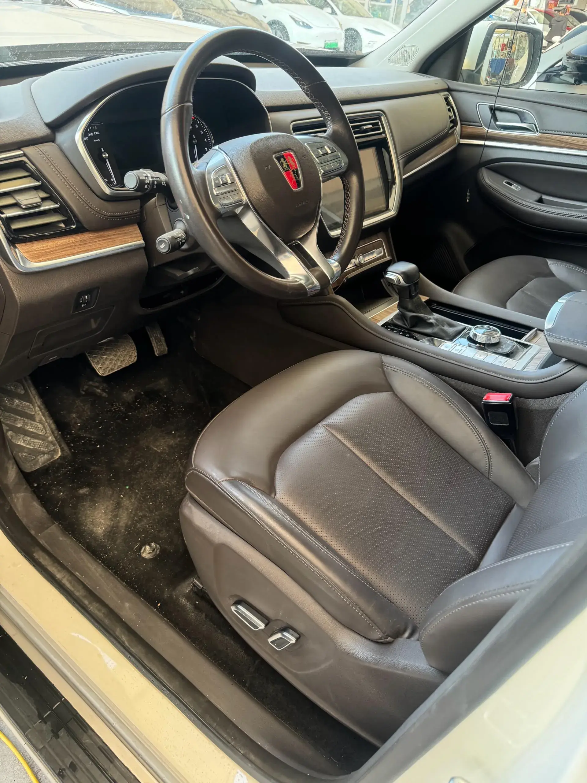 2019 ROEWE RX8 thumbnail 2