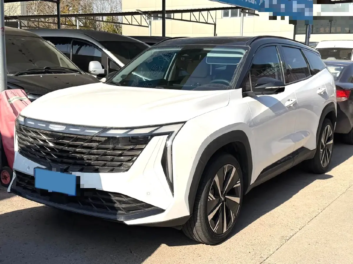 2023 Geely StarRay 1.5T 181HP L4 7DCT