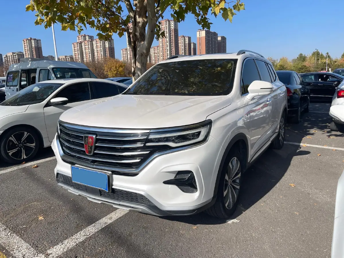 2020 Roewe i6 MAX 1.5T 173HP L4 7DCT 2020 Roewe i6 MAX 1.5T 173HP L4 7DCT