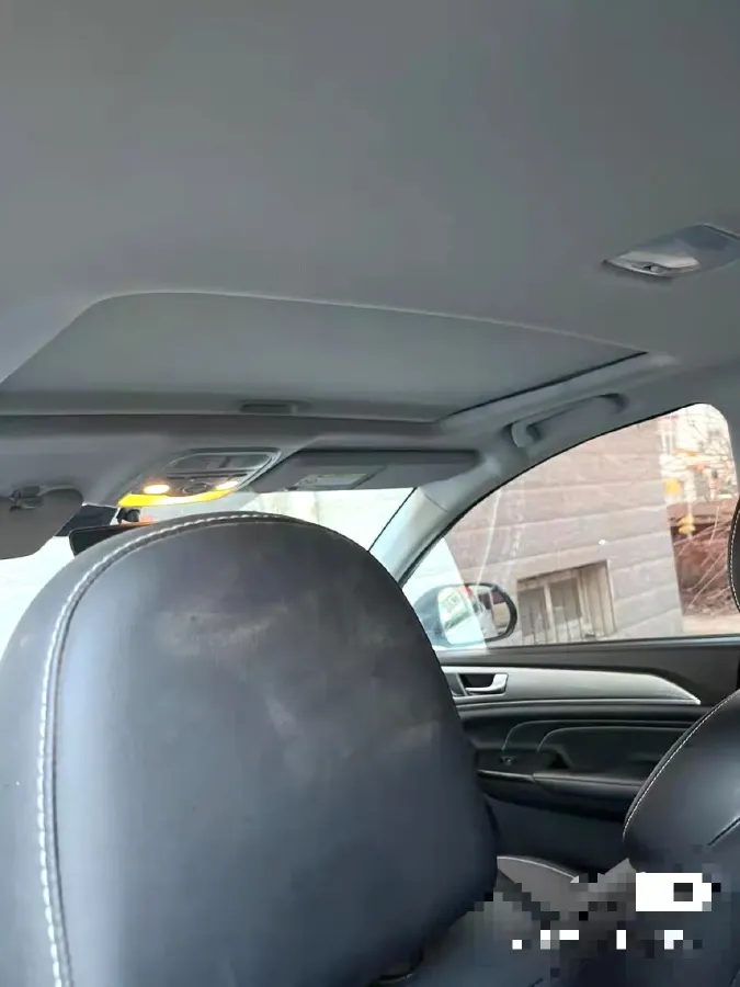 2021 Haval M6 1.5T 150HP L4 7DCT,autocango,china used car exporter,china ev exporter,chinese used car exporter,chinese used ev exporter