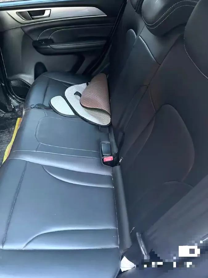 2021 Haval M6 1.5T 150HP L4 7DCT,autocango,china used car exporter,china ev exporter,chinese used car exporter,chinese used ev exporter