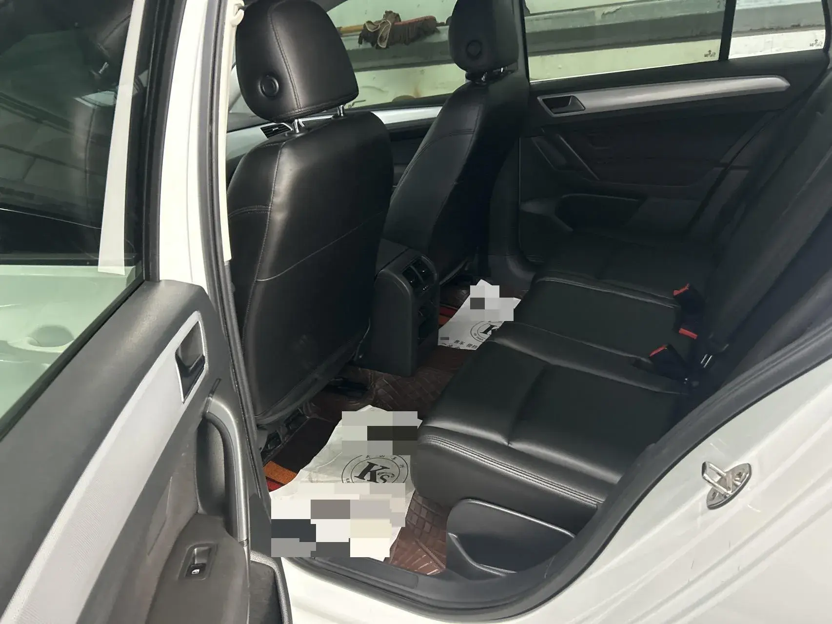 2019 VOLKSWAGEN GOLF thumbnail 3