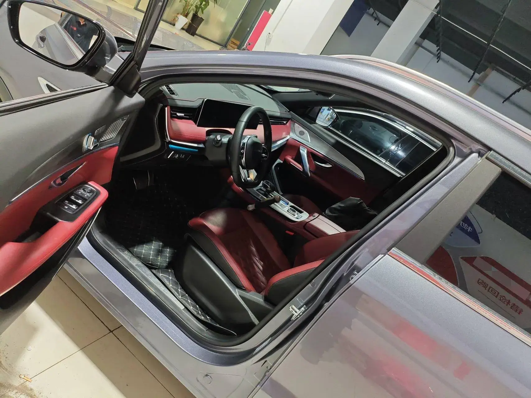 2023 JETOUR X70 thumbnail 3