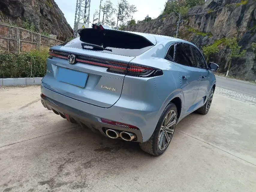 2021 ChangAn UNI-K 2.0T 233HP L4 8AT,autocango,china used car exporter,china ev exporter,chinese used car exporter,chinese used ev exporter