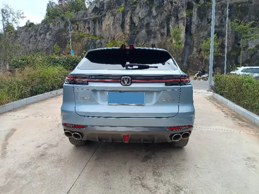 2021 ChangAn UNI-K 2.0T 233HP L4 8AT,autocango,china used car exporter,china ev exporter,chinese used car exporter,chinese used ev exporter