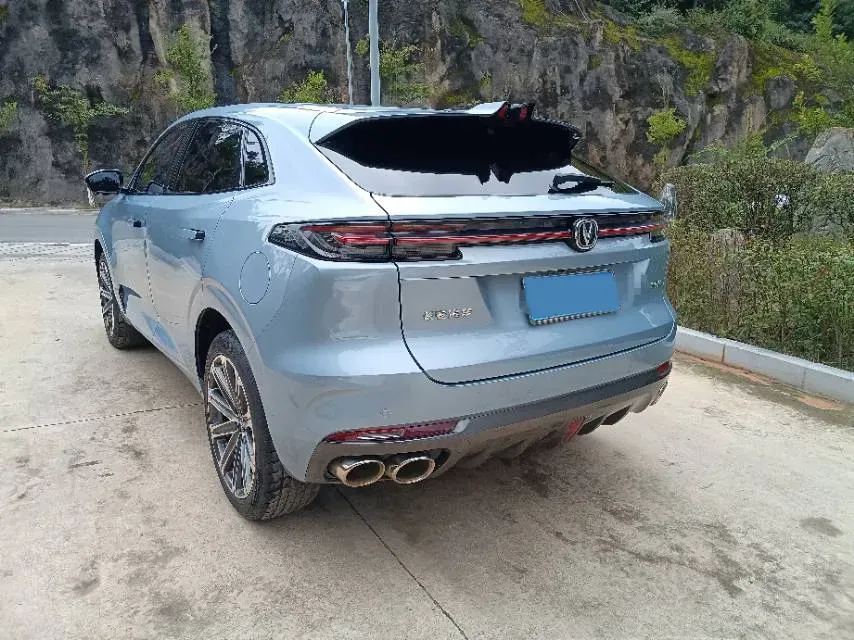 2021 ChangAn UNI-K 2.0T 233HP L4 8AT,autocango,china used car exporter,china ev exporter,chinese used car exporter,chinese used ev exporter