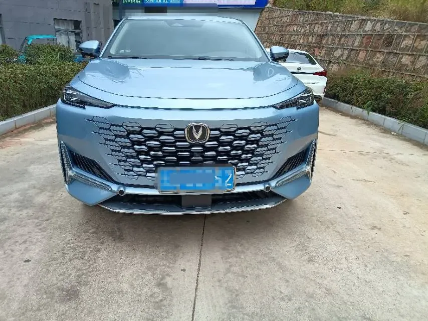 2021 ChangAn UNI-K 2.0T 233HP L4 8AT,autocango,china used car exporter,china ev exporter,chinese used car exporter,chinese used ev exporter