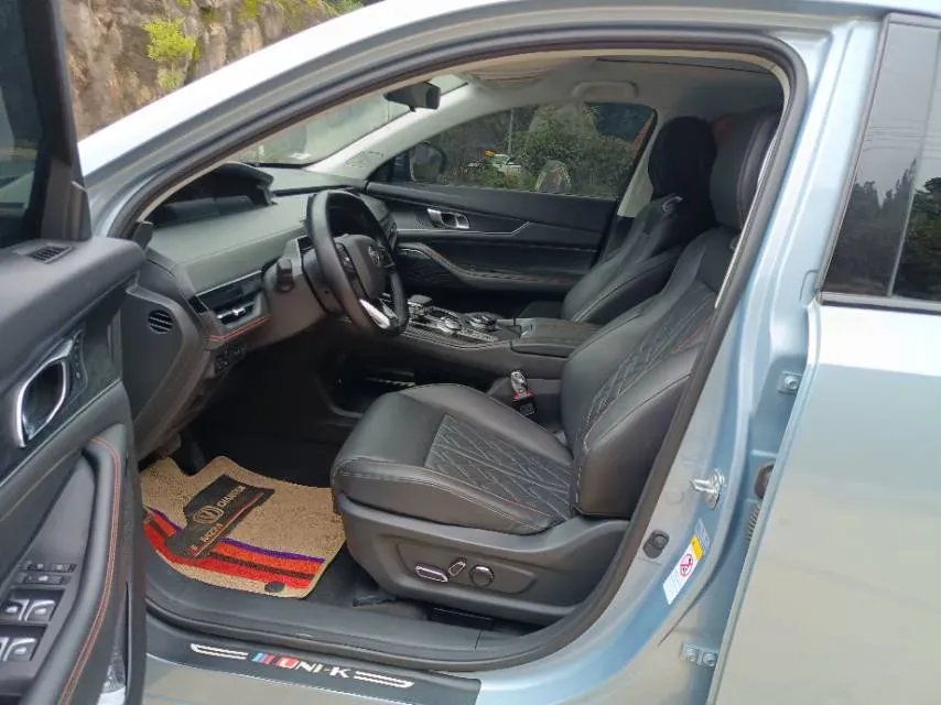 2021 ChangAn UNI-K 2.0T 233HP L4 8AT,autocango,china used car exporter,china ev exporter,chinese used car exporter,chinese used ev exporter