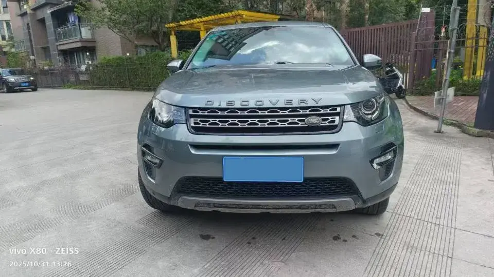 2018 LAND ROVER thumbnail 2