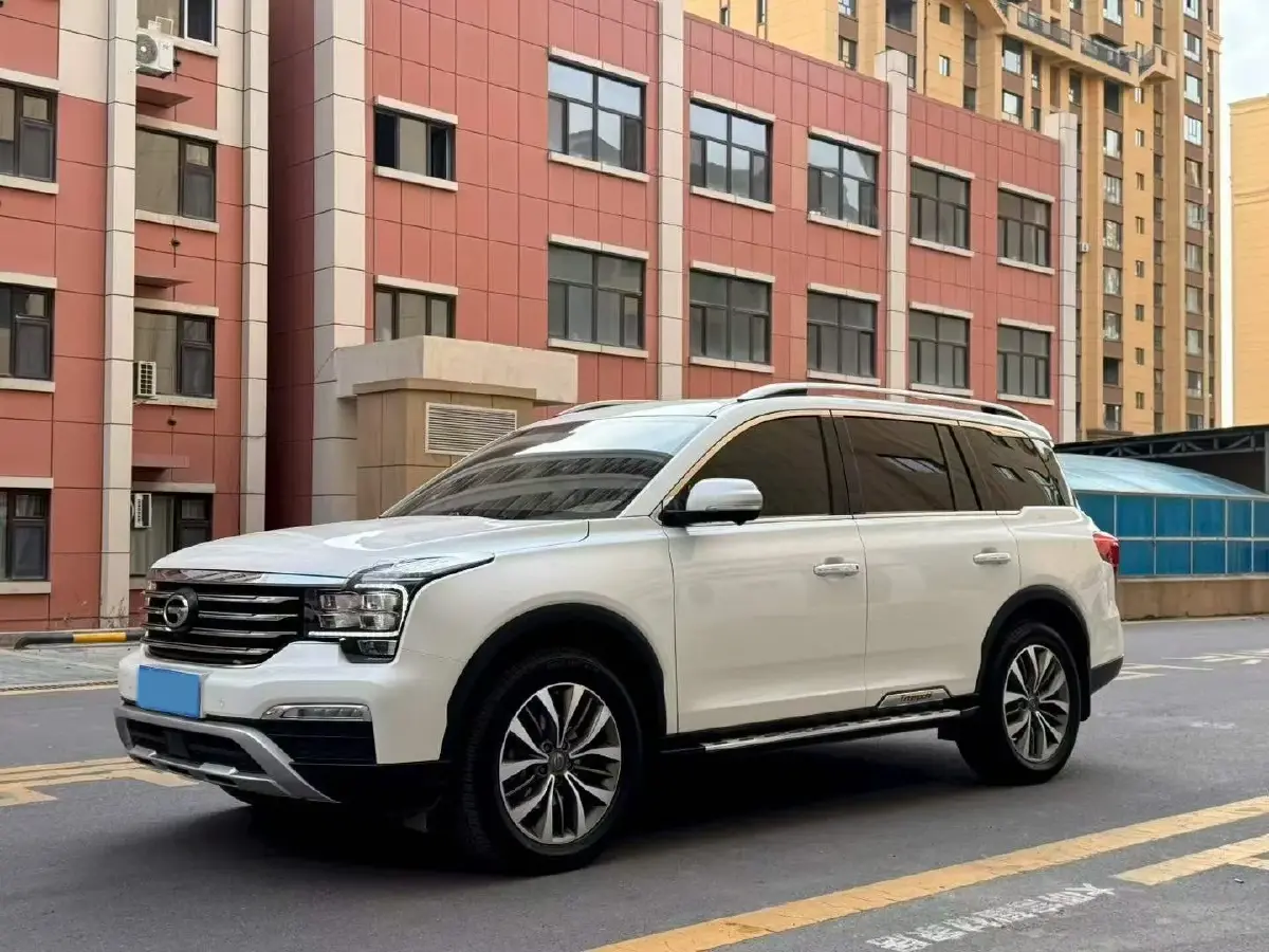 2017 GAC Trumpchi GS8 2.0T 201HP L4 6AT 2017 GAC Trumpchi GS8 2.0T 201HP L4 6AT
