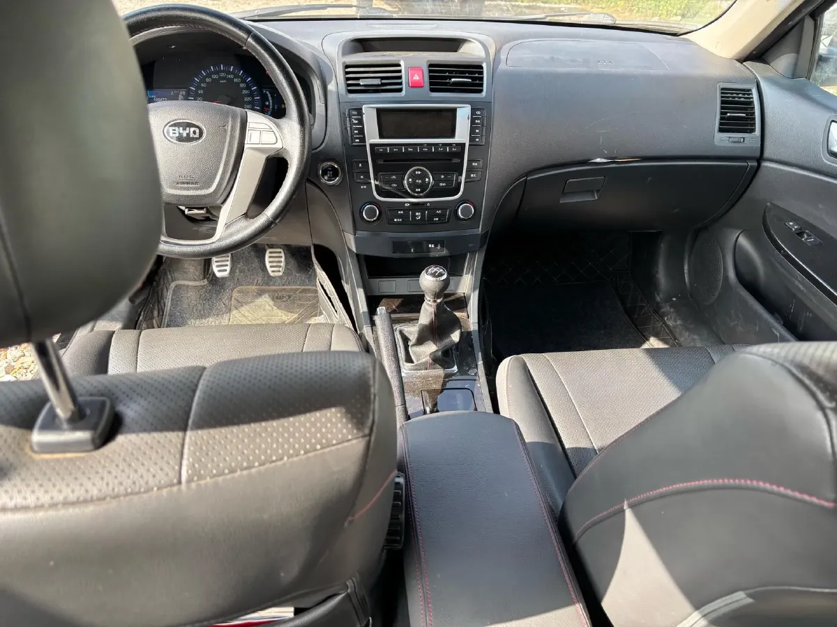 2013 BYD G6 1.5T 154HP L4 6MT,autocango,china used car exporter,china ev exporter,chinese used car exporter,chinese used ev exporter