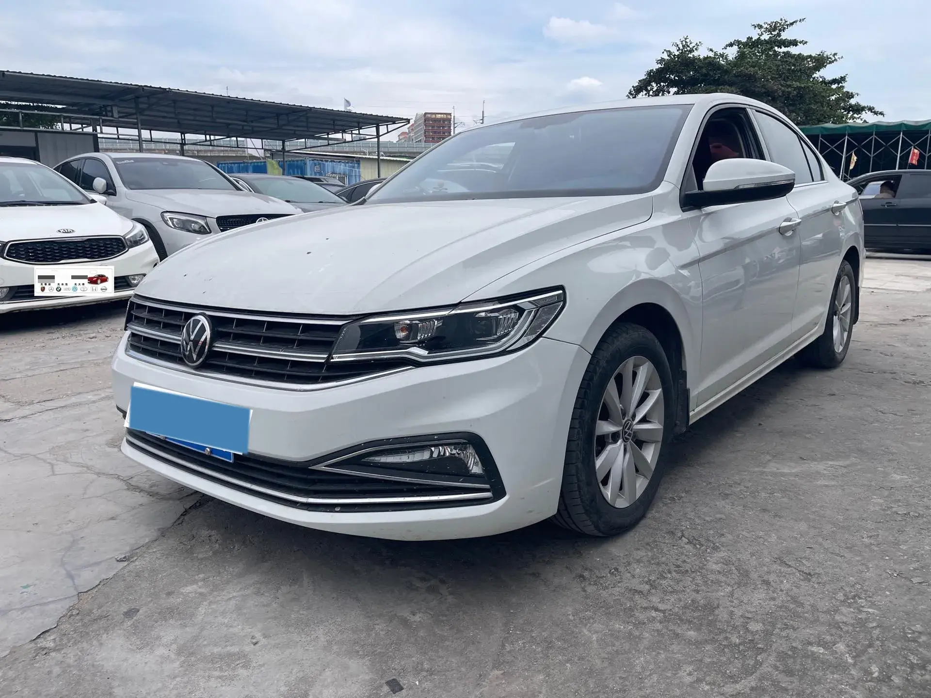 2021 VOLKSWAGEN BORA view 1