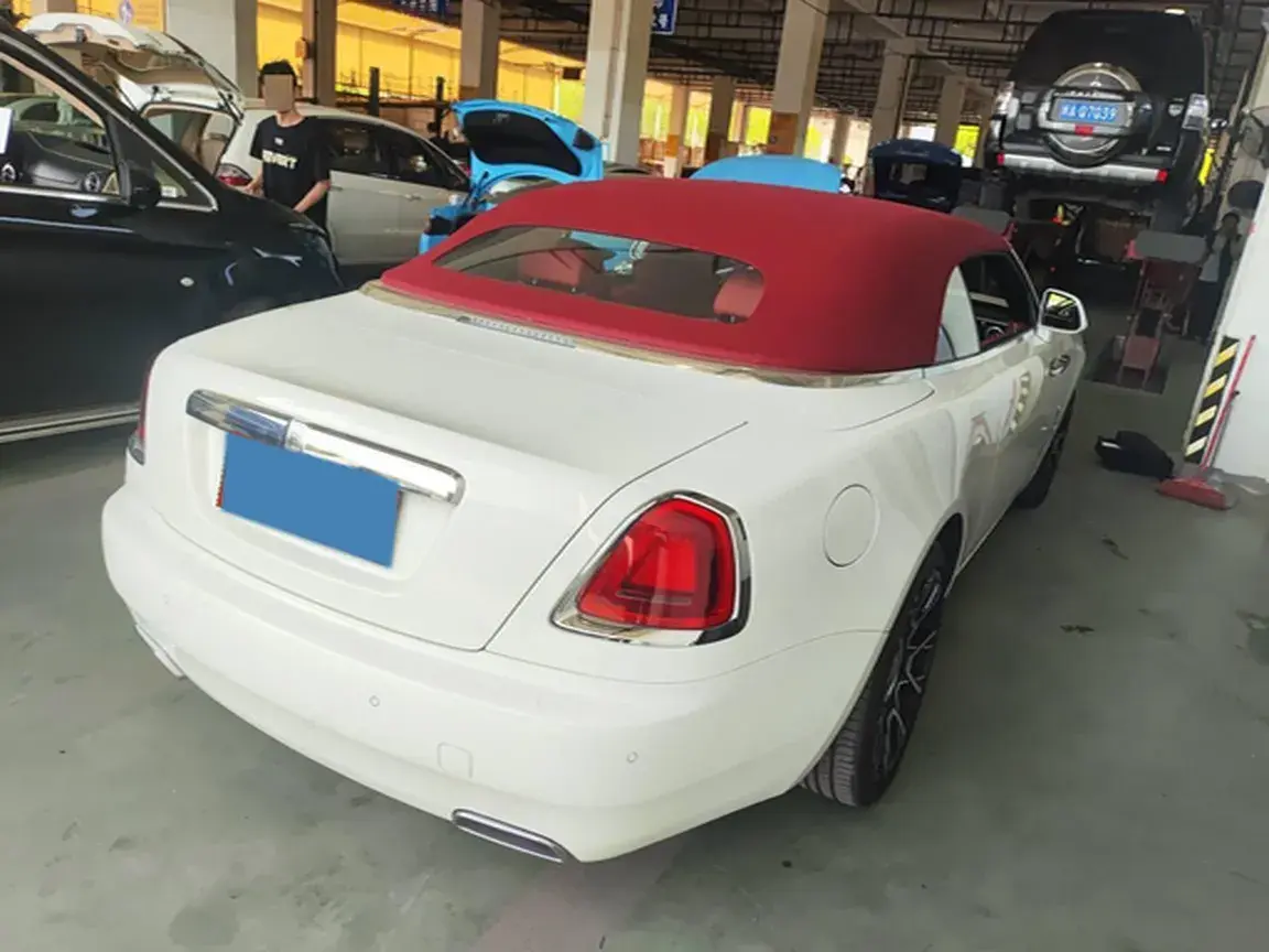 2018 ROLLS-ROYCE DAWN thumbnail 3