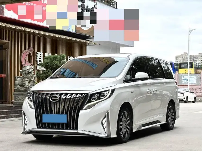 2021 GAC Trumpchi M8 2.0T 252HP L4 8AT