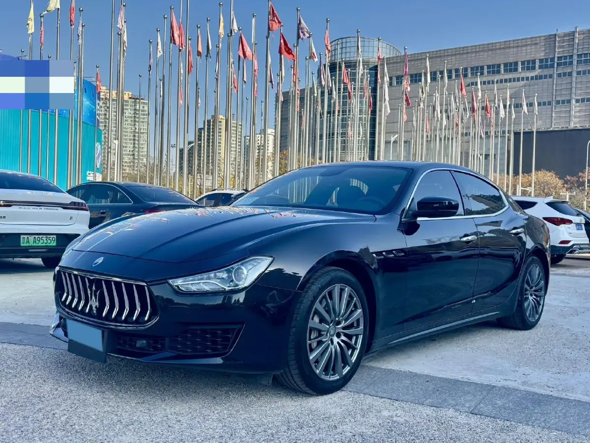 2018 Maserati Ghibli 3.0T 350HP V6 8AT