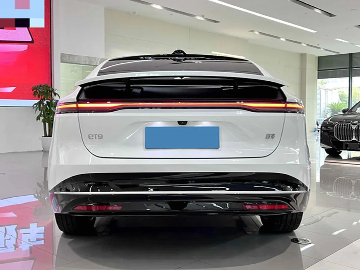 2025 NIO ET9 BEV 100KWH,autocango,china used car exporter,china ev exporter,chinese used car exporter,chinese used ev exporter