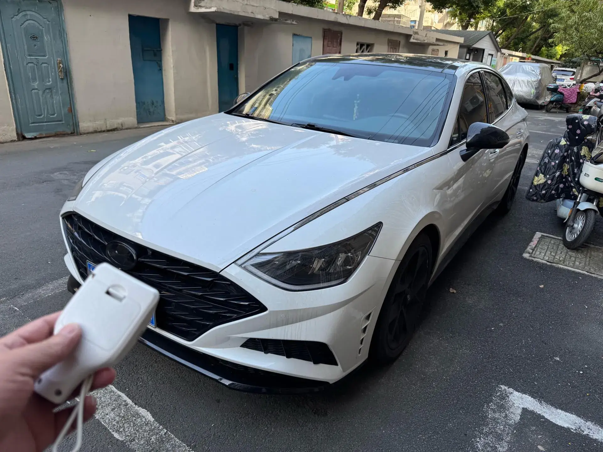 2022 HYUNDAI SONATA view 1