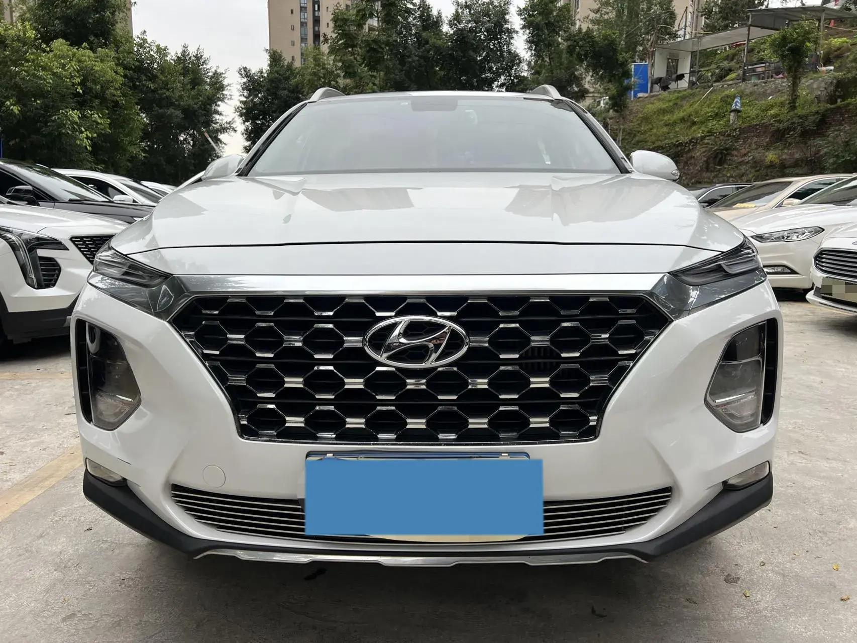 2019 HYUNDAI SANTAFE thumbnail 2