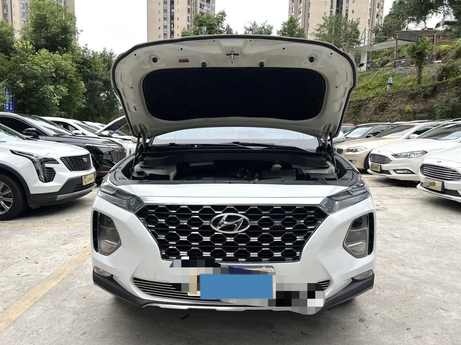 2019 HYUNDAI SANTAFE thumbnail 4