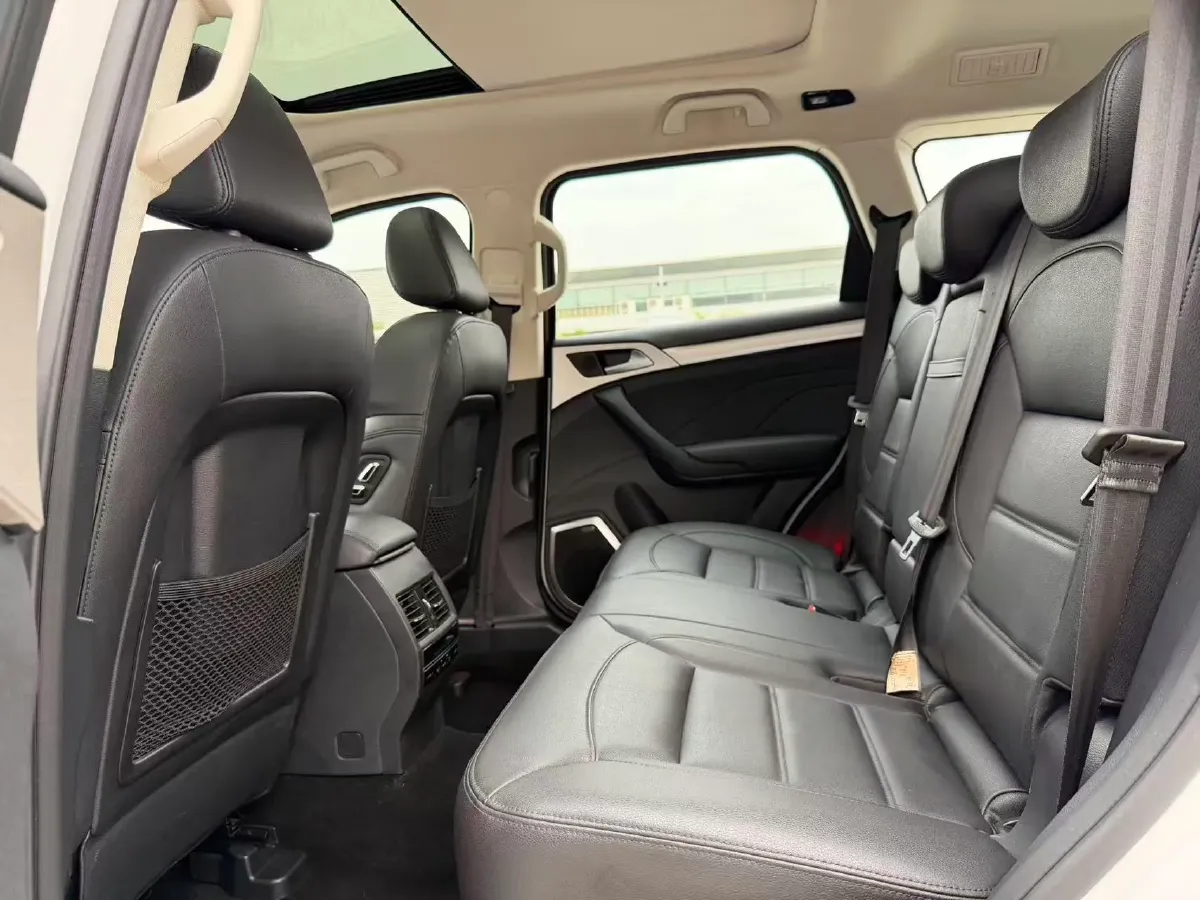 2017 Haval H7 2.0T 231HP L4 6DCT,autocango,china used car exporter,china ev exporter,chinese used car exporter,chinese used ev exporter