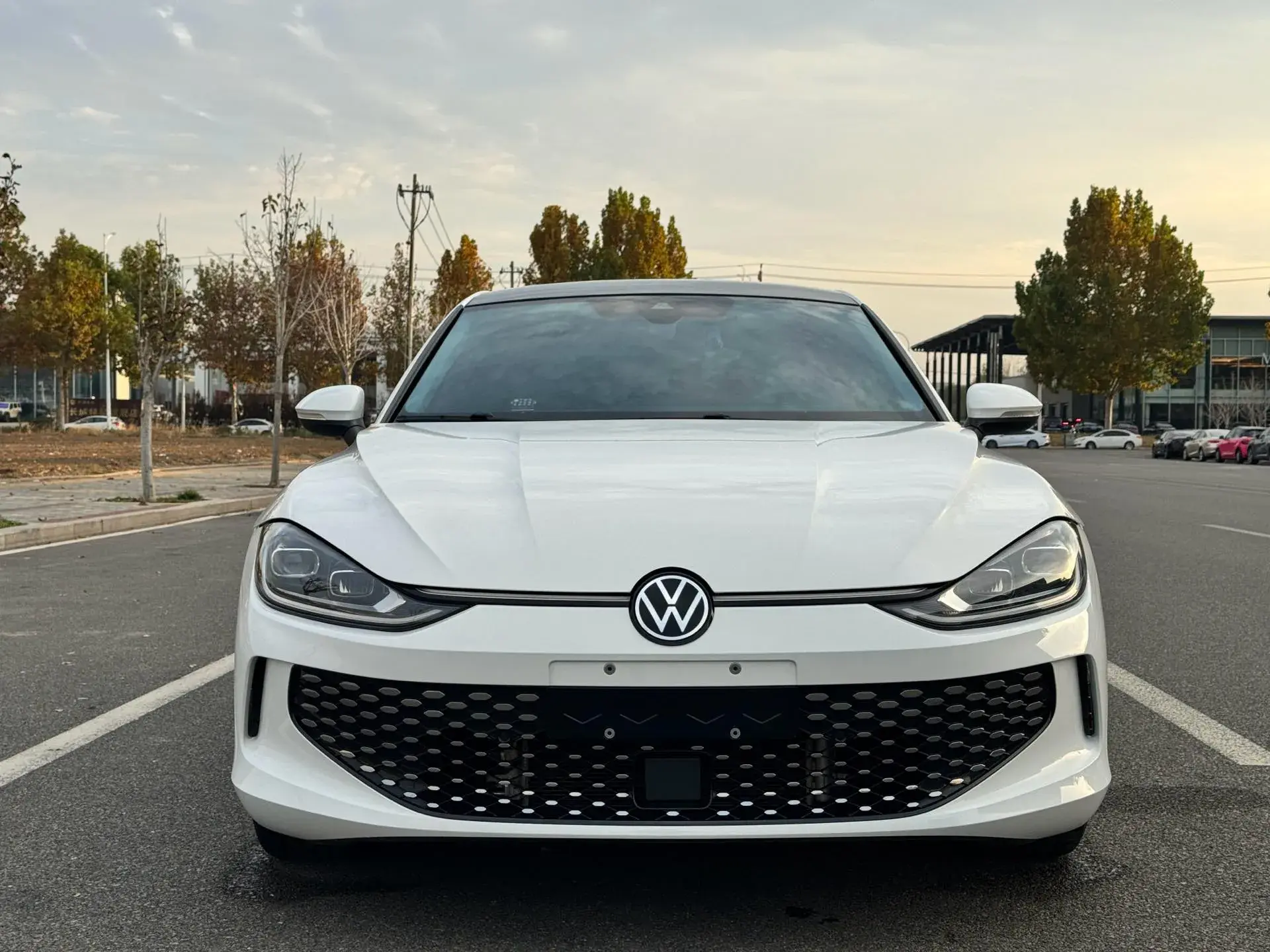 2022 VOLKSWAGEN LAMANDO thumbnail 3