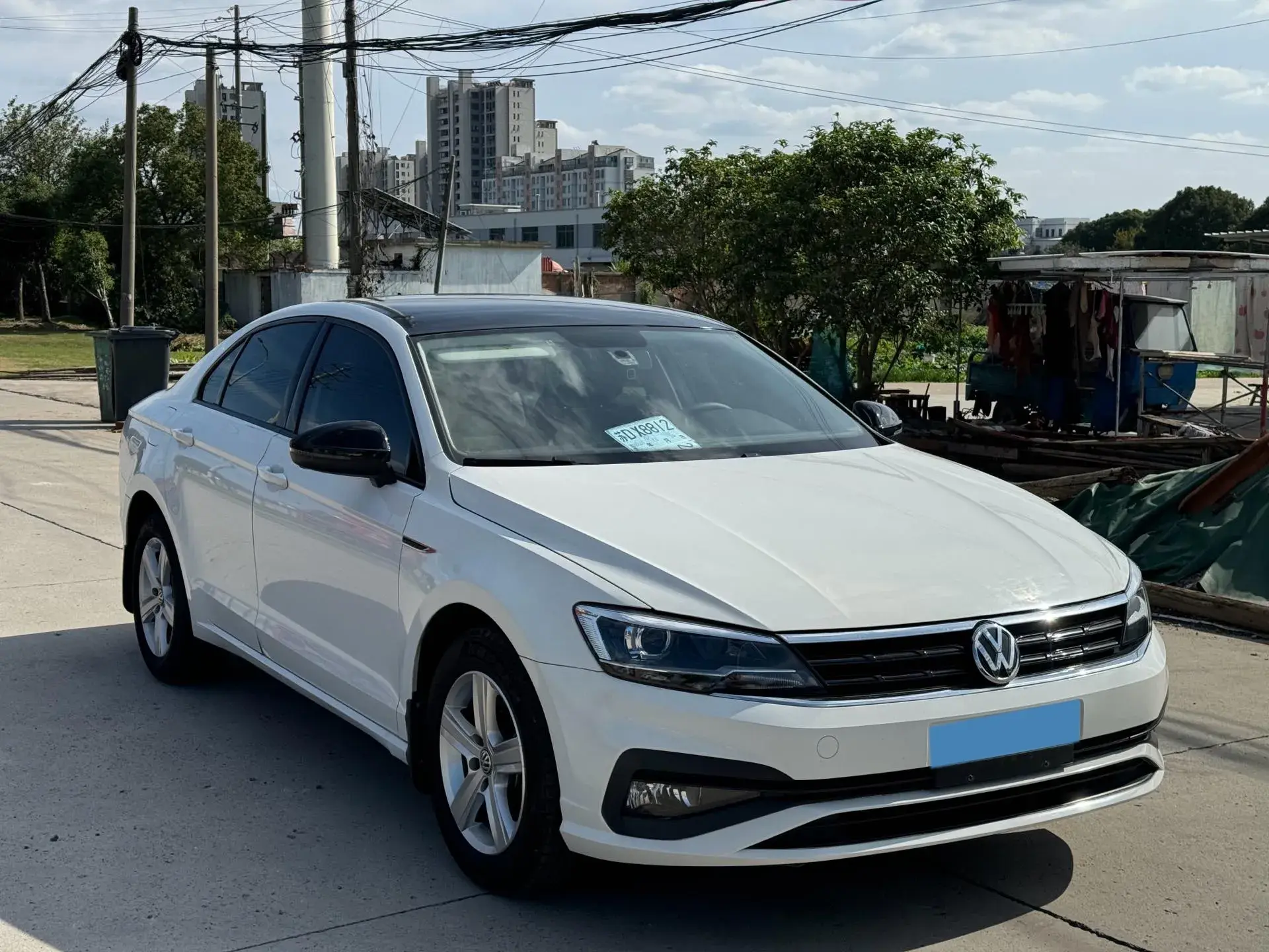 2019 VOLKSWAGEN LAMANDO thumbnail 3