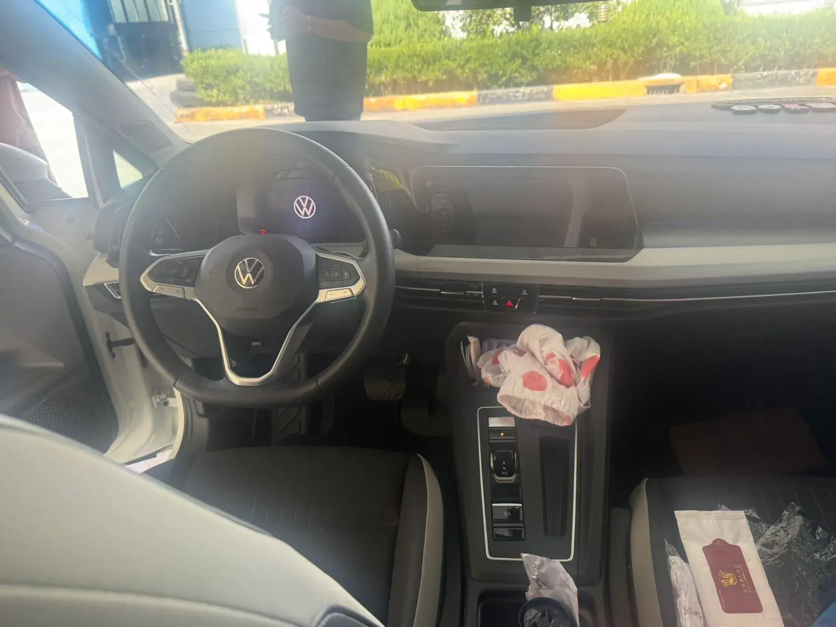 2023 VOLKSWAGEN GOLF thumbnail 3