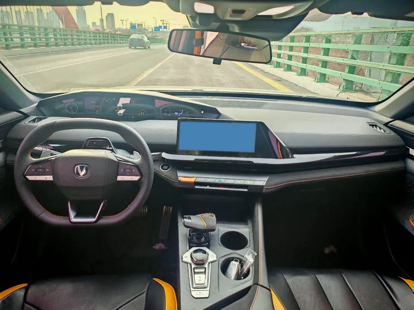 2022 CHANGAN UNI-V thumbnail 3